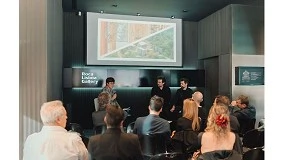 Foto de Roca Lisboa Gallery debate industrializa��o da habita��o e desafios da constru��o contempor�nea