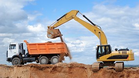 Foto de Los excavadores alertan de una situaci�n �cr�tica� en el sector por el alza del gas�leo