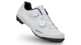 Foto de Cálzate con las mejores zapatillas de Gravel con Scott