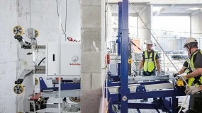 Foto de Schindler amplía su flota de robots de instalación de ascensores
