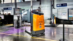 Jungheinrich ampl�a su oferta de automatizaci�n con el robot m�vil EAC 212a para aplicaciones de gran altura