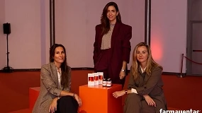 Foto de Teresa Pueyo, fundadora y CEO de Superlativa; Marta Hernández, farmacéutica y directora de Innovación y Desarrollo en Superlativa; y Dra. Laura Llacuna, asesora médica en Superlativa