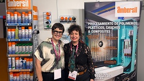 Foto de Comercial Qu�mica Herb� mostr� en Equiplast un cat�logo desarrollado a partir de las necesidades del operario