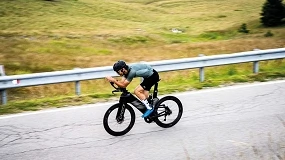 Foto de Selle SMP adapta su experiencia biomecánica al triatlón con una gama específica de cinco sillines
