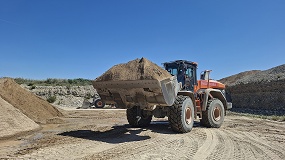 Foto de Hormicasa Canteras apuesta por la productividad y el ahorro de combustible con la cargadora Develon DL420-7