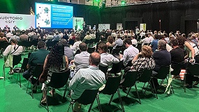 Foto de M�s de 400 profesionales acudieron al XI Encuentro sobre Reciclado de Veh�culos