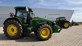Foto de John Deere abre sus puertas al futuro
