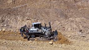 AMM refuerza su liderazgo en el sector minero con la incorporaci�n de otra unidad del buld�cer Liebherr PR 776