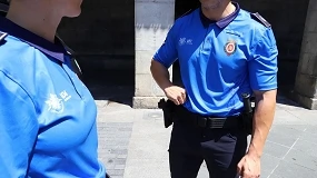 Foto de La Policía Local de Tolosa estrena un nuevo uniforme para mejorar la identificación de los agentes
