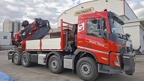 Gr�as Tom�s refuerza su flota con la incorporaci�n de una Palfinger PK 1050 TEC