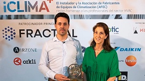 Foto de Entrevista a Javier Gómez, jefe de producto en Iberdrola área de rehabilitación energética en edificación, y Coral Souto, gerente de Seingenia Soluciones de Ingeniería
