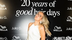 Foto de Julia G. celebra 20 años de trayectoria como referente de la peluquería gallega