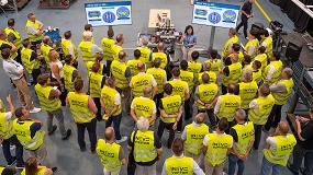 Engel demuestra la viabilidad industrial de clearmelt para fabricar componentes exteriores sin procesos de pintado