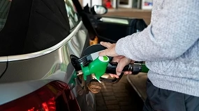 Foto de La CEEES advierte de la subida del precio de los carburantes a partir del sábado por el incremento del IEH