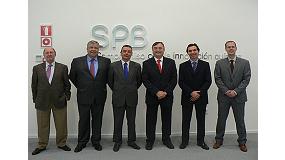 Foto de El presidente de la CEV visita las instalaciones de la empresa qumica SPB