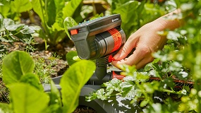 El aspersor AquaZoom de Gardena ayuda en el ahorro en el riego en la temporada veraniega