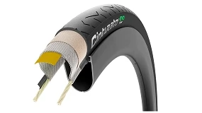 Foto de Pirelli amplía el Cinturato EVO TLR hasta los 55 mm para carretera y Gravel
