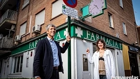 Foto de Las farmacias de Granada podrán disponer de estacionamiento reservado para sus pacientes
