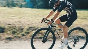 Foto de Angel Cycle Works presenta el prototipo de su nueva bicicleta de Gravel de 32”