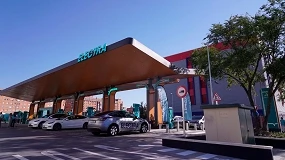 Foto de Electra inaugura en Carabanchel una electrolinera de 26 plazas con recarga de hasta 600 kW