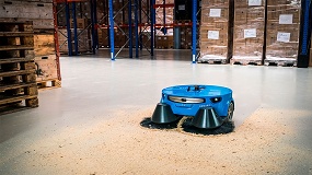 Foto de JHernando alcanza un acuerdo con KEMARO para distribuir sus robots aut�nomos de limpieza industrial en Espa�a