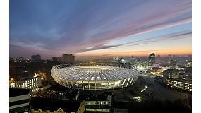 Foto de Socelec Schrder ilumina el estadio donde Espaa ha ganado su tercera Eurocopa