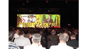 Foto de Case IH difunde el 'Rojo' en su convencin internacional de concesionarios en Linz (Austria)