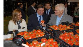 Foto de El consejero andaluz de Agricultura visita las instalaciones de Vegacaada en su dcimo aniversario