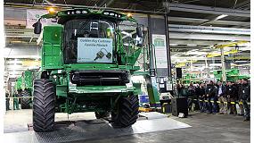 Foto de La fbrica de Zweibrcken (Alemania) de John Deere hace entrega de su primera cosechadora serie S