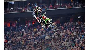 Foto de Ryan Villopoto conquista el ttulo del mundo de Ama Supercross con neumticos Dunlop