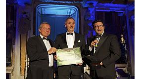 Foto de Diversey entrega el premio de sostenibilidad EHMA 2013 al hotel griego The Romanos