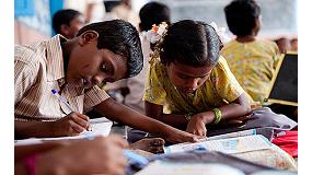 Foto de Circutor, junto a la ONG Fundacin Vicente Ferrer, colabora en la construccin de una escuela en la India