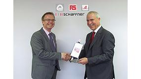 Foto de Schaffner entrega el premio al mejor distribuidor a RS Components por su oferta de productos