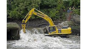 Foto de Los martillos de Atlas Copco trabajan bajo el agua en la demolicin de presas del ro Cuyahoga en Ohio