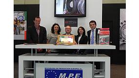 Foto de MPE recibe una placa conmemorativa por sus 20 aos como distribuidor de Trevisan