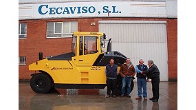 Foto de Cecaviso entrega el primer compactador Bomag BW 24RH