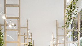 Foto de Mit Mat Mama, a minimal, light-filled store designed by Romn Izquierdo Bouldstridge using American ash