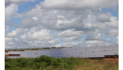 Foto de Inaugurado projeto da maior central de energia solar de Moambique