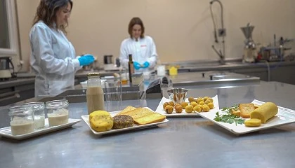 Foto de Ainia mejora las propiedades nutricionales y sensoriales de productos veganos anlogos a los lcteos