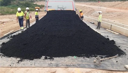 Foto de Acciona y Acciona Energa reutilizan escorias de biomasa en los trabajos de construccin de la A-68