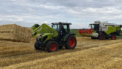 Foto de CLAAS aposta no trator com vista ao crescimento global