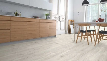 Suelos laminados blancos: 4 ideas para un suelo de estilo escandinavo -  Emedec
