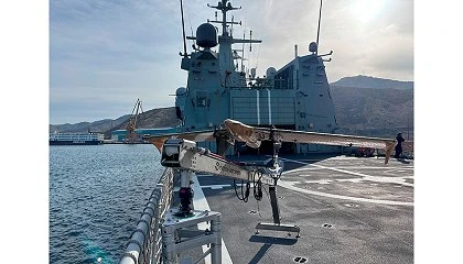 Foto de La Armada vigila la pirateria en el Golfo de Guinea con el dron de Marine Instruments