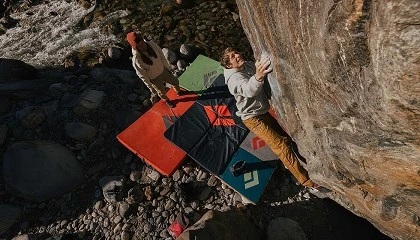 Foto de Black Diamond presenta el documental Ticino Gravity sobre la escalada en búlder