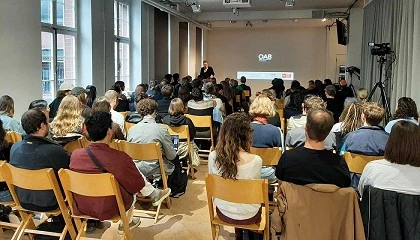 Fotografia de Cerca de 200 profesionales participan en Zurich en un seminario sobre la cermica castellonense