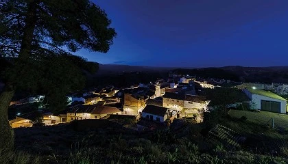 Foto de Renovacin lumnica en Teresa de Cofrentes con soluciones a medida: un salto en calidad del alumbrado, eficiencia y sostenibilidad