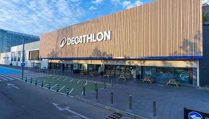 Foto de Decathlon estrena su nueva imagen de marca en Espaa