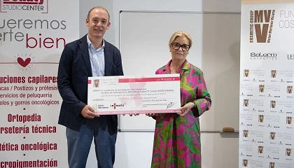 Foto de La Fundacin VMV Cosmetic Group entrega 8000 euros al proyecto ARI contra el cncer del Hospital Clnic Barcelona
