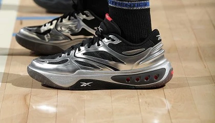 Foto de Reebok vuelve al baloncesto con su nueva Engine A