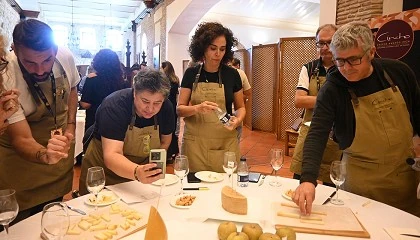 Picture of Quesos Pajarete, Carlos Navas y Daniberto triunfan en los Premios Cincho 2024